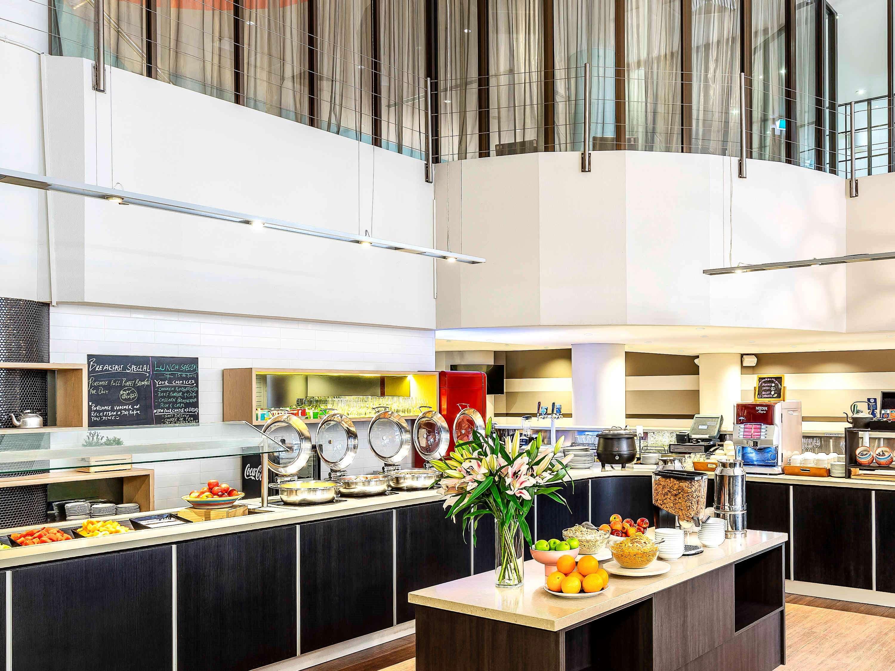 ibis Melbourne Hotel and Apartments Exterior foto