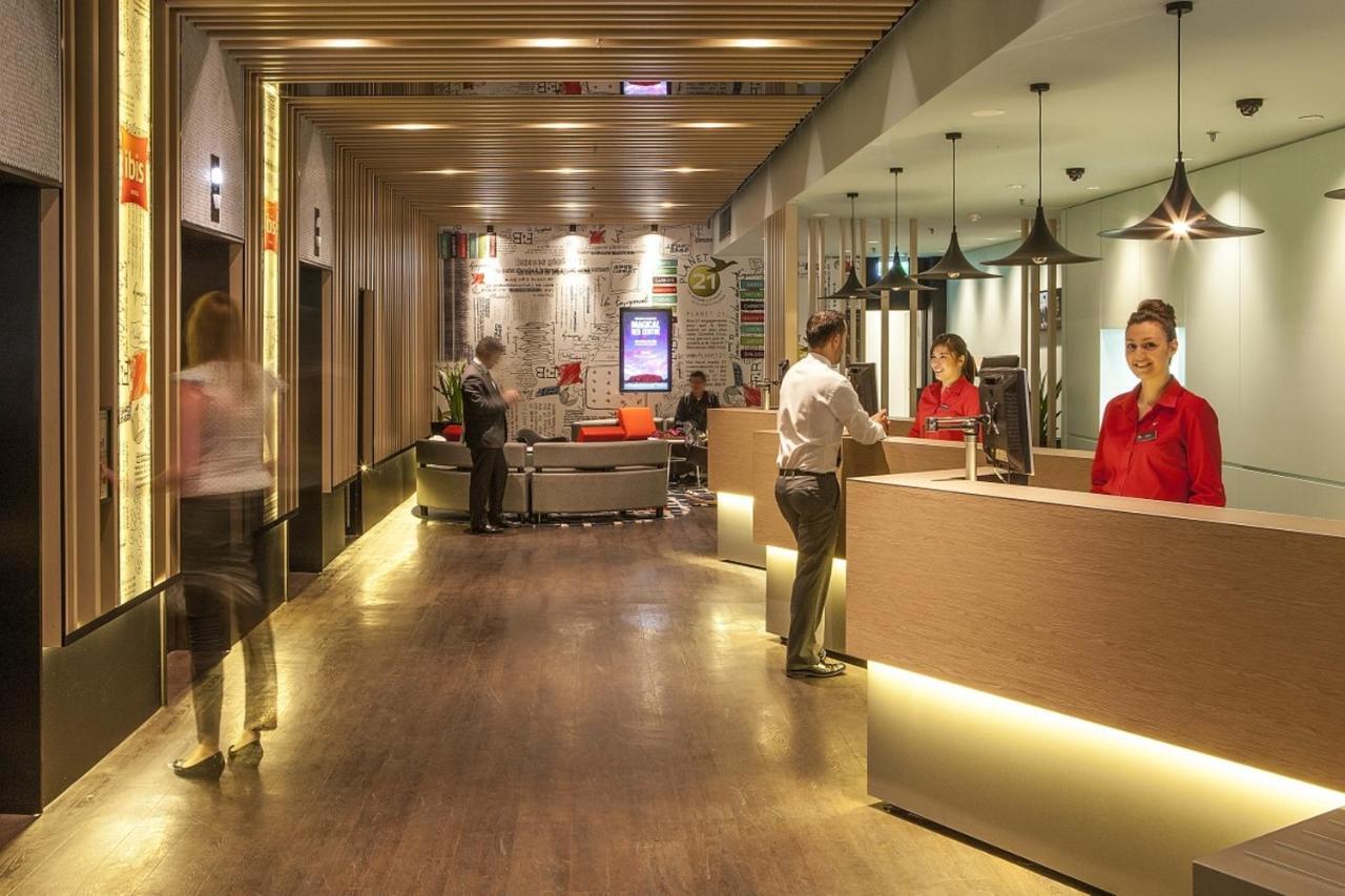 ibis Melbourne Hotel and Apartments Exterior foto